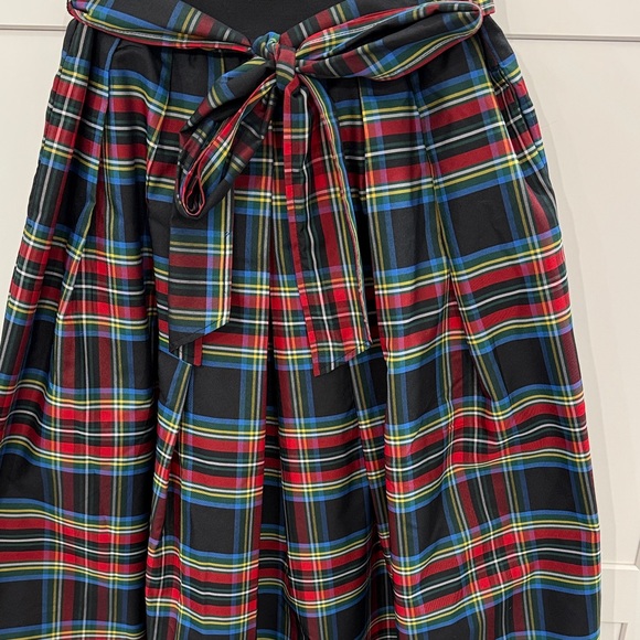 GORGEOUS Brand New Plaid Tartan Women's Skirt - Picture 2 of 4